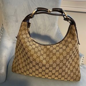GUCCI GG CANVAS MEDIUM SHOULDER BAG HOBO